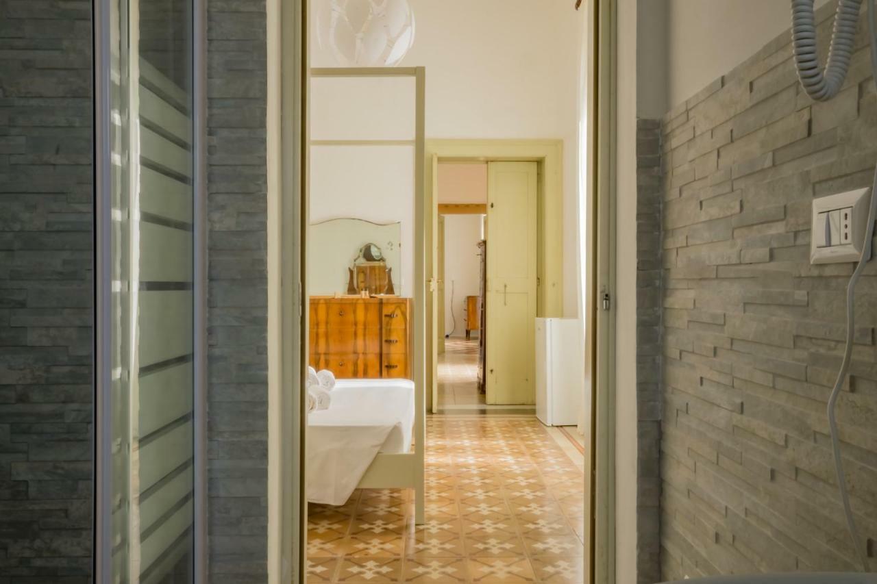 לינה וארוחת בוקר אקווריקה דל קאפו Palazzo Ashian מראה חיצוני תמונה